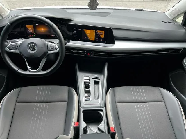 Volkswagen Golf 2021 280TSI DSG Pro interior photo 11 Volkswagen Golf 2021 280TSI DSG Pro interior photo 11