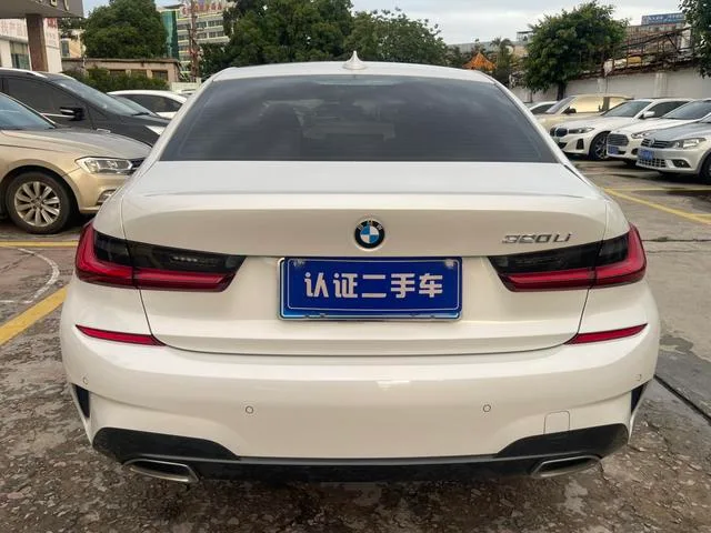 BMW 3 Series 2022 320Li M Conjunto deportivo exterior foto 4