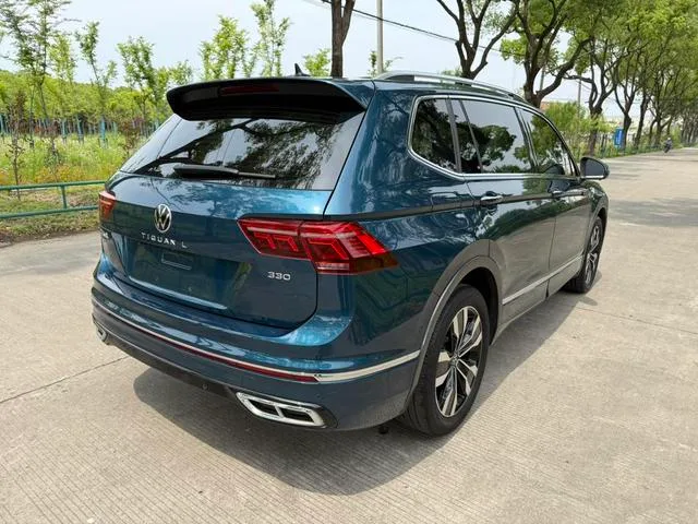 Volkswagen Tiguan L 2022 330TSI Automatic two-wheel drive R-Line Flagship Edition exterior photo 3