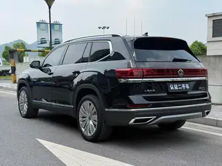 Volkswagen Teramont 2024 380TSI Version phare de respect à quatre roues motrices extérieur photo 5 Volkswagen Teramont 2024 380TSI Version phare de respect à quatre roues motrices extérieur photo 5