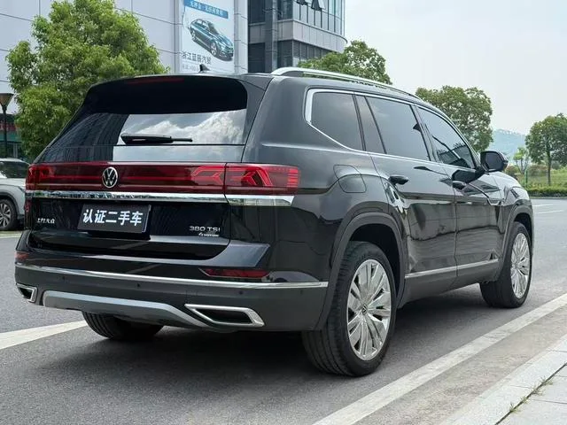 Volkswagen Teramont 2024 380TSI Version phare de respect à quatre roues motrices extérieur photo 7 Volkswagen Teramont 2024 380TSI Version phare de respect à quatre roues motrices extérieur photo 7