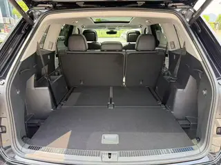 Volkswagen Teramont 2024 380TSI Version phare de respect à quatre roues motrices intérieur photo 14 Volkswagen Teramont 2024 380TSI Version phare de respect à quatre roues motrices intérieur photo 14