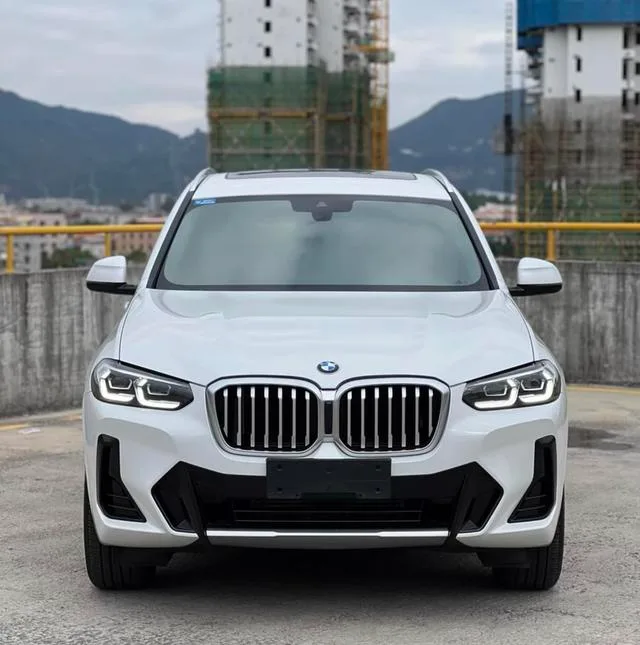 BMW X3 2022 Reforma xDrive25i M Conjunto deportivo exterior foto 2 BMW X3 2022 Reforma xDrive25i M Conjunto deportivo exterior foto 2