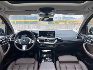 BMW X3 2022 Reforma xDrive25i M Conjunto deportivo interior foto 8 BMW X3 2022 Reforma xDrive25i M Conjunto deportivo interior foto 8