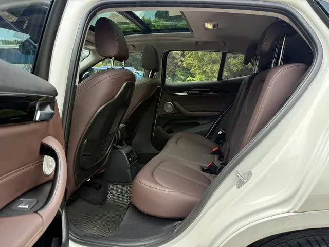 BMW X2 2021 sDrive25i M Conjunto deportivo exterior foto 5 BMW X2 2021 sDrive25i M Conjunto deportivo exterior foto 5