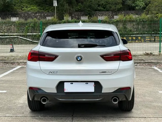 BMW X2 2021 sDrive25i M Conjunto deportivo interior foto 9 BMW X2 2021 sDrive25i M Conjunto deportivo interior foto 9