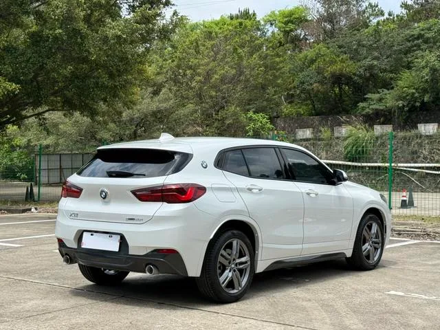 BMW X2 2021 sDrive25i M Conjunto deportivo interior foto 10 BMW X2 2021 sDrive25i M Conjunto deportivo interior foto 10