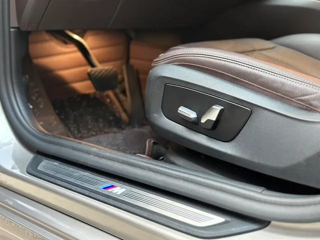 BMW 5 Series 2021 Reforma 525Li M Conjunto deportivo exterior foto 9 BMW 5 Series 2021 Reforma 525Li M Conjunto deportivo exterior foto 9