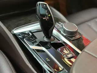 BMW 5 Series 2021 Reforma 525Li M Conjunto deportivo interior foto 11 BMW 5 Series 2021 Reforma 525Li M Conjunto deportivo interior foto 11