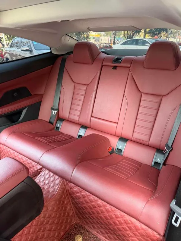 BMW 4 Series 2021 425i M Sports suit interior photo 9 BMW 4 Series 2021 425i M Sports suit interior photo 9