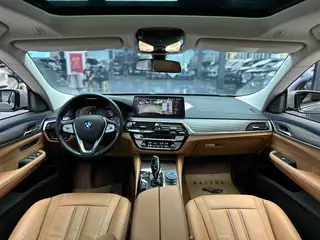 BMW 6 Series GT 2021 630i Luxury Design Set interior photo 7 BMW 6 Series GT 2021 630i Luxury Design Set interior photo 7