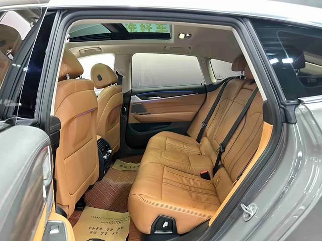 BMW 6 Series GT 2021 630i Luxury Design Set interior photo 9 BMW 6 Series GT 2021 630i Luxury Design Set interior photo 9