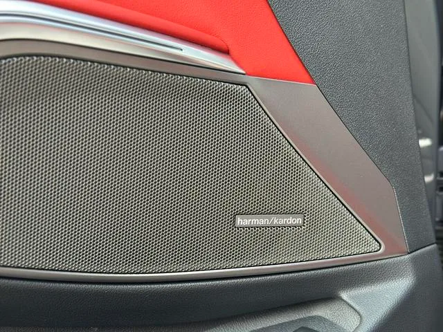 BMW M3 2021 M3 Berline quatre portes Version Thunder intérieur photo 15 BMW M3 2021 M3 Berline quatre portes Version Thunder intérieur photo 15