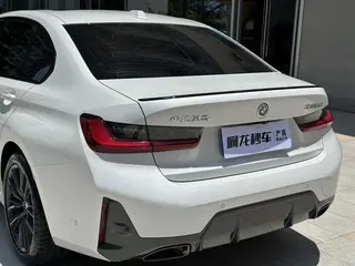 BMW 3 Series 2023 325Li M Sports Night Suit interior photo 16 BMW 3 Series 2023 325Li M Sports Night Suit interior photo 16
