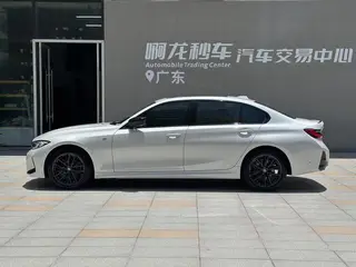 BMW 3 Series 2023 325Li M Sports Night Suit interior photo 18 BMW 3 Series 2023 325Li M Sports Night Suit interior photo 18