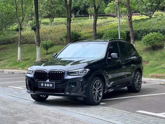 BMW X3 2023 xDrive30i Líder M Traje de noche Yao exterior foto 1 BMW X3 2023 xDrive30i Líder M Traje de noche Yao exterior foto 1