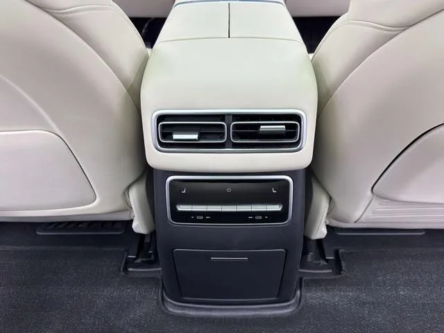 Li Auto L7 2023 Max Edición interior foto 11 Li Auto L7 2023 Max Edición interior foto 11