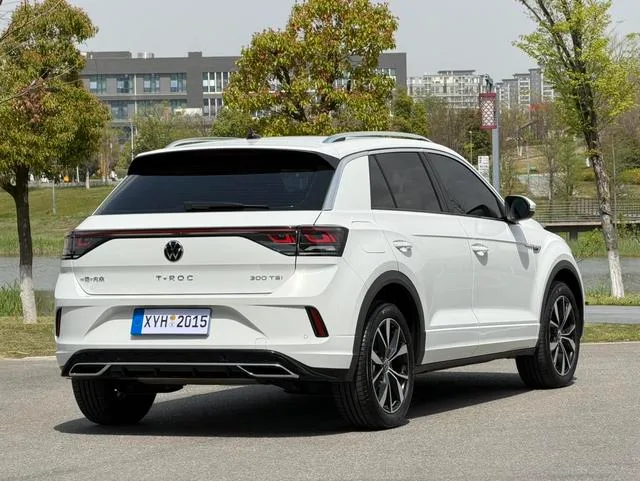 Volkswagen T-Roc 2024 300TSI DSG Chen Guang Edition interior photo 19 Volkswagen T-Roc 2024 300TSI DSG Chen Guang Edition interior photo 19