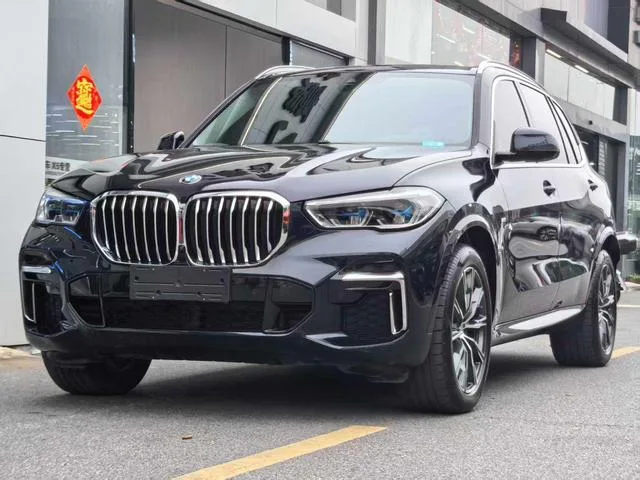 BMW X5 2022 Restyling xDrive 30Li Premium Class M Sports suit exterior photo 1 BMW X5 2022 Restyling xDrive 30Li Premium Class M Sports suit exterior photo 1