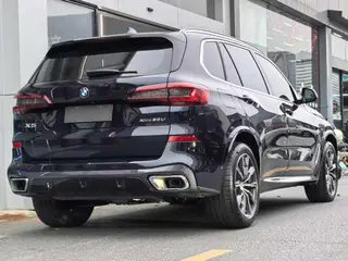BMW X5 2022 Restyling xDrive 30Li Premium Class M Sports suit interior photo 9 BMW X5 2022 Restyling xDrive 30Li Premium Class M Sports suit interior photo 9