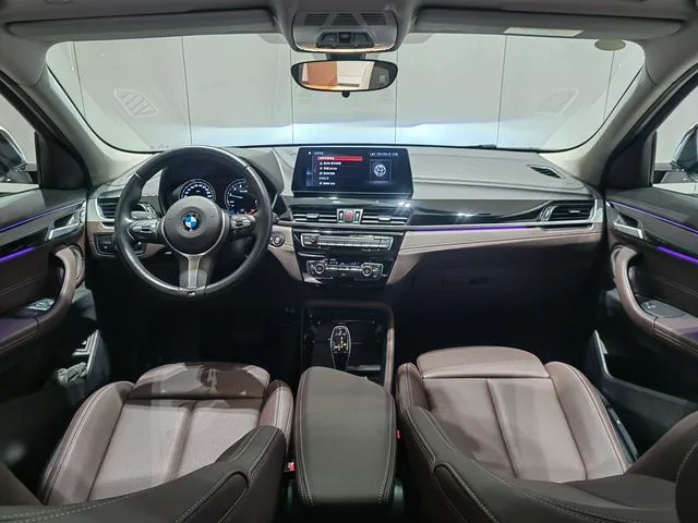BMW X2 2022 sDrive25i M Conjunto deportivo interior foto 9 BMW X2 2022 sDrive25i M Conjunto deportivo interior foto 9