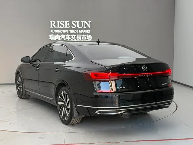 Volkswagen Passat 2022 330TSI Elite Edition exterior photo 4 Volkswagen Passat 2022 330TSI Elite Edition exterior photo 4