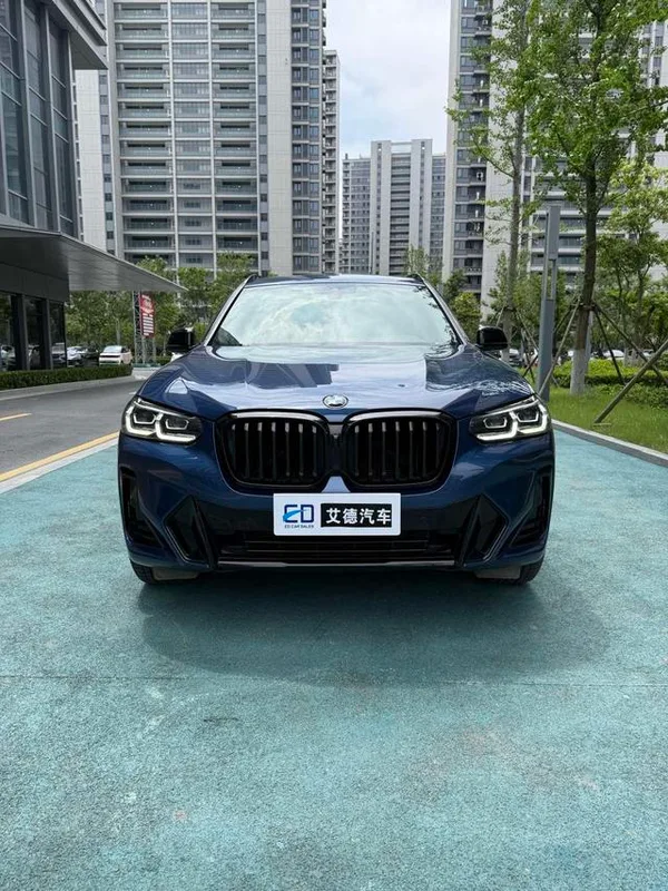 BMW X3 2022 xDrive30i Líder M Traje de noche Yao exterior foto 3 BMW X3 2022 xDrive30i Líder M Traje de noche Yao exterior foto 3