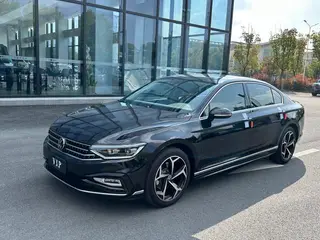 Volkswagen Magotan 2023 200 Десять тысяч памятных изданий 330TSI DSG Люксовый