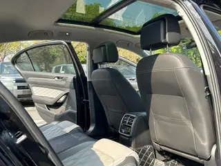 Volkswagen Magotan 2023 200 Dix mille éditions commémoratives 330TSI DSG Type de luxe extérieur photo 6