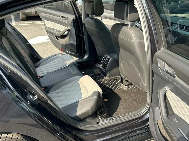 Volkswagen Magotan 2023 200 Dix mille éditions commémoratives 330TSI DSG Type de luxe extérieur photo 9