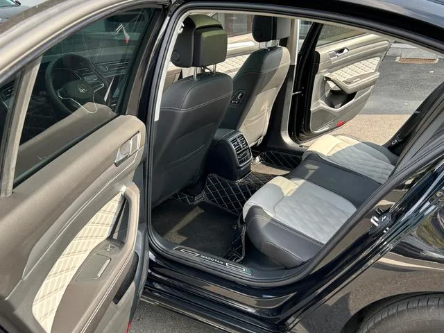 Volkswagen Magotan 2023 200 Dix mille éditions commémoratives 330TSI DSG Type de luxe intérieur photo 12