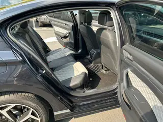 Volkswagen Magotan 2023 200 Dix mille éditions commémoratives 330TSI DSG Type de luxe intérieur photo 13