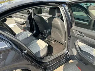 Volkswagen Magotan 2023 200 Dix mille éditions commémoratives 330TSI DSG Type de luxe intérieur photo 16