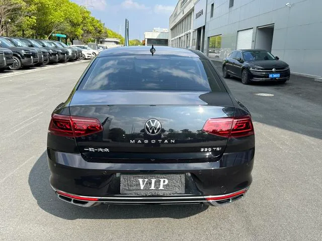 Volkswagen Magotan 2023 200 Dix mille éditions commémoratives 330TSI DSG Type de luxe intérieur photo 18