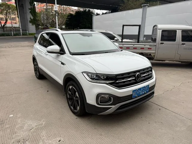Volkswagen Tacqua 2023 200TSI DSG Yue Zhilian Edition exterior photo 3 Volkswagen Tacqua 2023 200TSI DSG Yue Zhilian Edition exterior photo 3