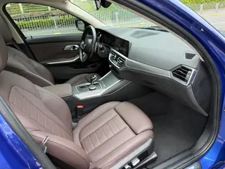 BMW 3 Series 2022 325Li M Traje nocturno deportivo Yao interior foto 7