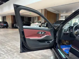 BMW 3 Series 2023 325Li M Sports Night Suit interior photo 14