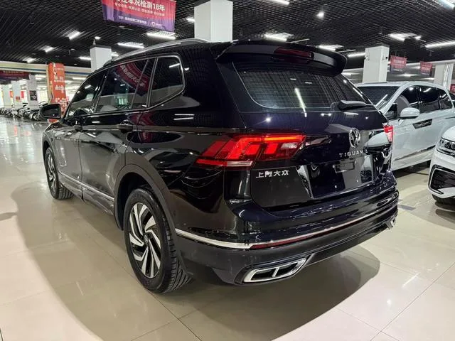 Volkswagen Tiguan L 2024 Expart 330TSI Deux roues motrices R-Line Version Long Yao intérieur photo 9