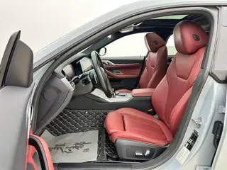 BMW 4 Series 2022 425i Gran Coupe M Traje nocturno deportivo Yao interior foto 9 BMW 4 Series 2022 425i Gran Coupe M Traje nocturno deportivo Yao interior foto 9