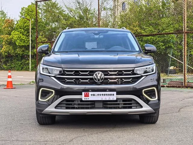 Volkswagen Tayron 2023 300TSI Deux roues motrices, luxe Plus Version avancée extérieur photo 2
