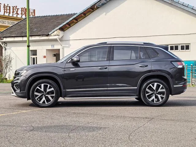 Volkswagen Tayron 2023 300TSI Deux roues motrices, luxe Plus Version avancée extérieur photo 4