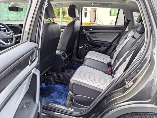 Volkswagen Tayron 2023 300TSI Deux roues motrices, luxe Plus Version avancée extérieur photo 9