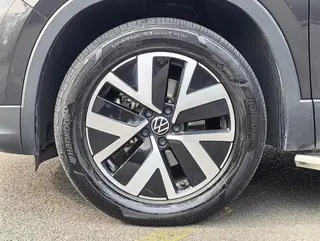 Volkswagen Tayron 2023 300TSI Deux roues motrices, luxe Plus Version avancée intérieur photo 16
