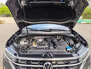 Volkswagen Tayron 2023 300TSI Deux roues motrices, luxe Plus Version avancée intérieur photo 17