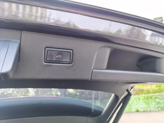 Volkswagen Tayron 2023 300TSI Deux roues motrices, luxe Plus Version avancée intérieur photo 18