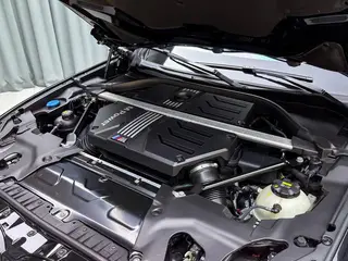 BMW X4 M 2022 X4 M Versión Thunder interior foto 18