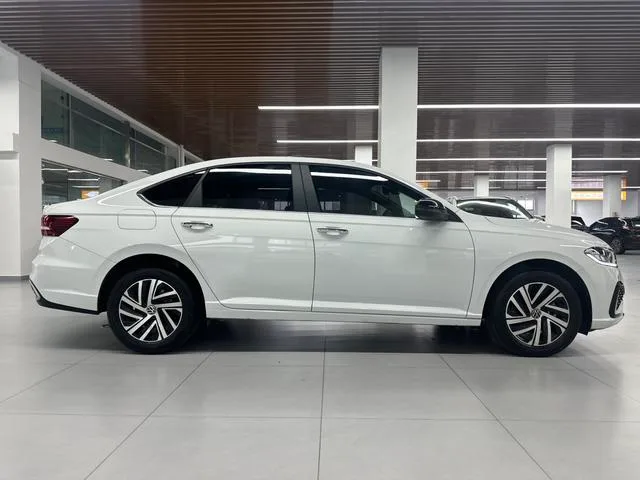 Volkswagen Lavida 2024 300TSI DSG Edición de cielo estrellado exterior foto 4
