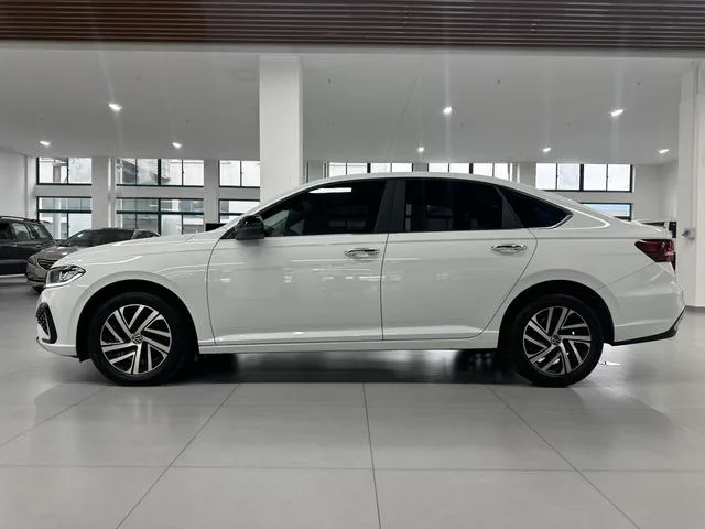 Volkswagen Lavida 2024 300TSI DSG Edición de cielo estrellado exterior foto 8