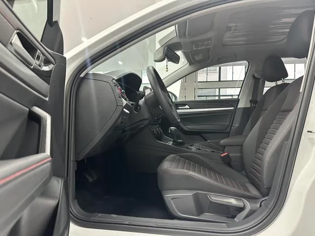 Volkswagen Lavida 2024 300TSI DSG Edición de cielo estrellado interior foto 9