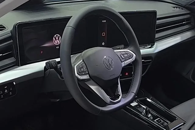 Volkswagen Lamando 2024 Lamando L 280TSI DSG Versión picante deslumbrante interior foto 11